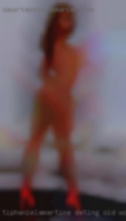 tiphanieLamartina dating old woman for kinky sex